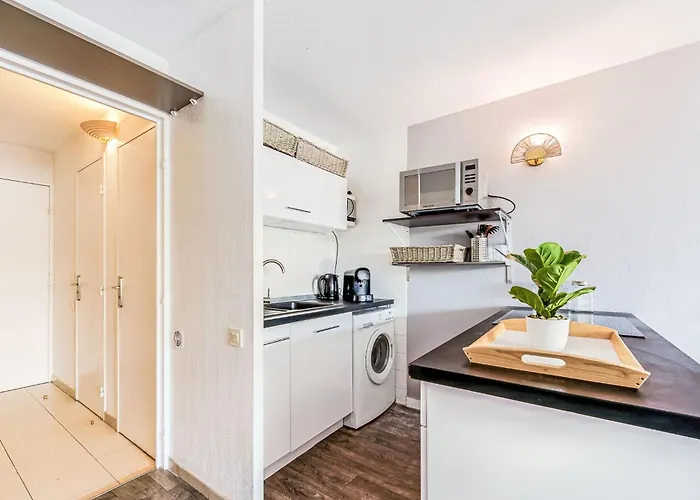 Apartman Les Marines-10 By Interhome